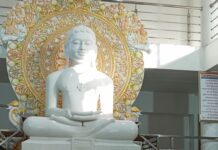 जैन मंदिर में पार्श्वनाथ भगवान का मनाया गया मोक्षकल्याण महोत्सव