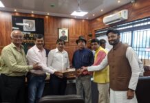 जिला उपायुक्त गिरिडीह से आवश्यक बैठक संपन्न