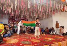 प्रभु के दरबार में भक्तों ने किया नववर्ष का स्वागत