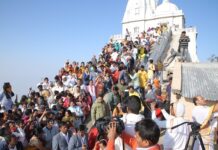 अन्तर्मना की महक से महका मधुवन