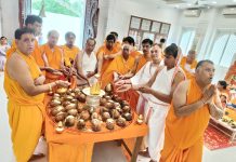 शाश्वत तीर्थ सम्मेदशिखर जी यात्रा आनन्द पूर्वक सम्पन कर अपना परिवार यात्री संघ लौटे