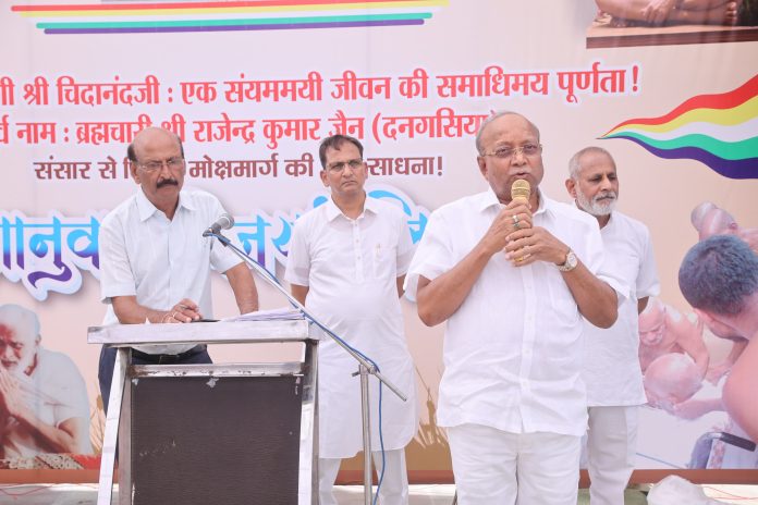 समाधिस्थ क्षपक चितानंदजी की विनयांजलि सभा में उमड़ा जनसैलाब