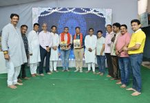 पर्व राज पर्यूषण पर्व में श्री महावीर जी पिक्चर का प्रदर्शन