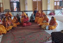 फागी कस्बे के श्री पार्श्वनाथ  चैताल्य में विराजमान आर्यिका सुरम्यमति माताजी माताजी स संघ के पावन सानिध्य में नवरात्रा के पावन अवसर तीन दिवसीय अखण्ड णमोकार महामंत्र आराधना का हुआ समापन