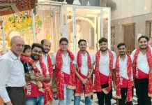 500 यात्री को जैन तीर्थ सम्मेदशिखर जी पर्वत की यात्रा कोडरमा के युवाओं ने कराया