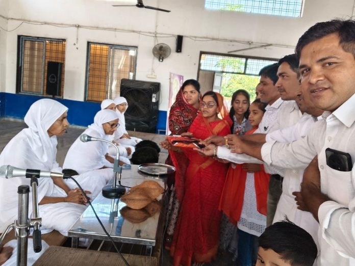 WhatsApp Image 2025-11-07 at 3.22.33 PM