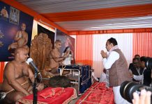 प्रसन्न रहने वाला ही हमेशा तरक्की करता है – आचार्य सुन्दर सागर महाराज