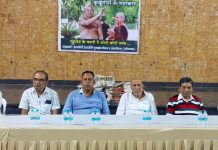 णमोकार तीर्थ में पंचकल्याणक प्रतिष्ठा महोत्सव और महामस्तकाभिषेक समारोह और महाप्रसादी के अवसर पर छत्रपति संभाजीनगर में आचार्य देवनंदीजी के गुरुभक्त परिवारों की एक बैठक हुई।