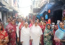 आर्यिका गणिनी105 सत्यमती माताजी संघ का मंगल प्रवेश अलीगढ़ जिला टोंक में हुआ