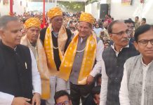 जयपुर शहर में आचार्य सुंदर सागर जी महाराज एवं आचार्य शंशाक सागर जी महाराज स संघ के पावन सानिध्य में पार्श्वनाथ दिगम्बर जैन मंदिर थडी मार्केट मानसरोवर में हुई भव्य जैनेश्वरी दीक्षा संपन्न