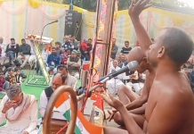 जिसने अपनी माता-पिता को दुख दिया है वह जीवन के अंत समय तड़प तड़प कर मरता है