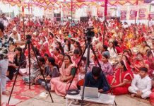 पंच कल्याण महोत्सव में सूर्य मंत्र देकर दिगंबर संत बनाते हैं प्रतिमा को भगवान दिगंबर जैन संत प्रवचन केसरी विश्रांत सागर महाराज