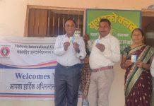 महावीर इंटरनेशनल गढ़ी परतापुर द्वारा रा उ प्रा वि डोली फलातेड (सागवाड़ा)स्टाफ को जीवन रक्षक टैबलेट कीट वितरित.