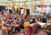 हम गुरुओं को मानते हैं, लेकिन गुरुओं की नहीं मानते -जैनाचार्य निर्भयसागर