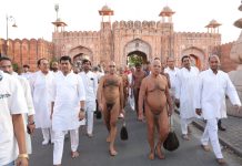 जयपुर के प्राचीन जैन मंदिर तीर्थ से कम नहीं – इस धरोहर के संरक्षण की आवश्यकता है – आचार्य वर्धमान सागर महाराज