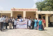 महावीर इंटरनेशनल गढ़ी परतापुर द्वारा खैरन का पारडा में जीवन रक्षक टैबलेट कीट वितरित: ओम प्रकाश पटेल ने की मरणोपरांत नेत्रदान की घोषणा