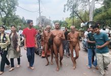 जैन संत विश्रांत सागर संघ की विद्यालय स्थापना की भव्य अगवानी तुम्हारी पढ़ाई तुम्हारा भविष्य है