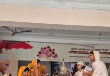 बचपन में बच्चों को दिए गए धर्म के संस्कार और धर्म की शिक्षा उन्हें जीवन भर धर्म से जोड़े रखेगी
